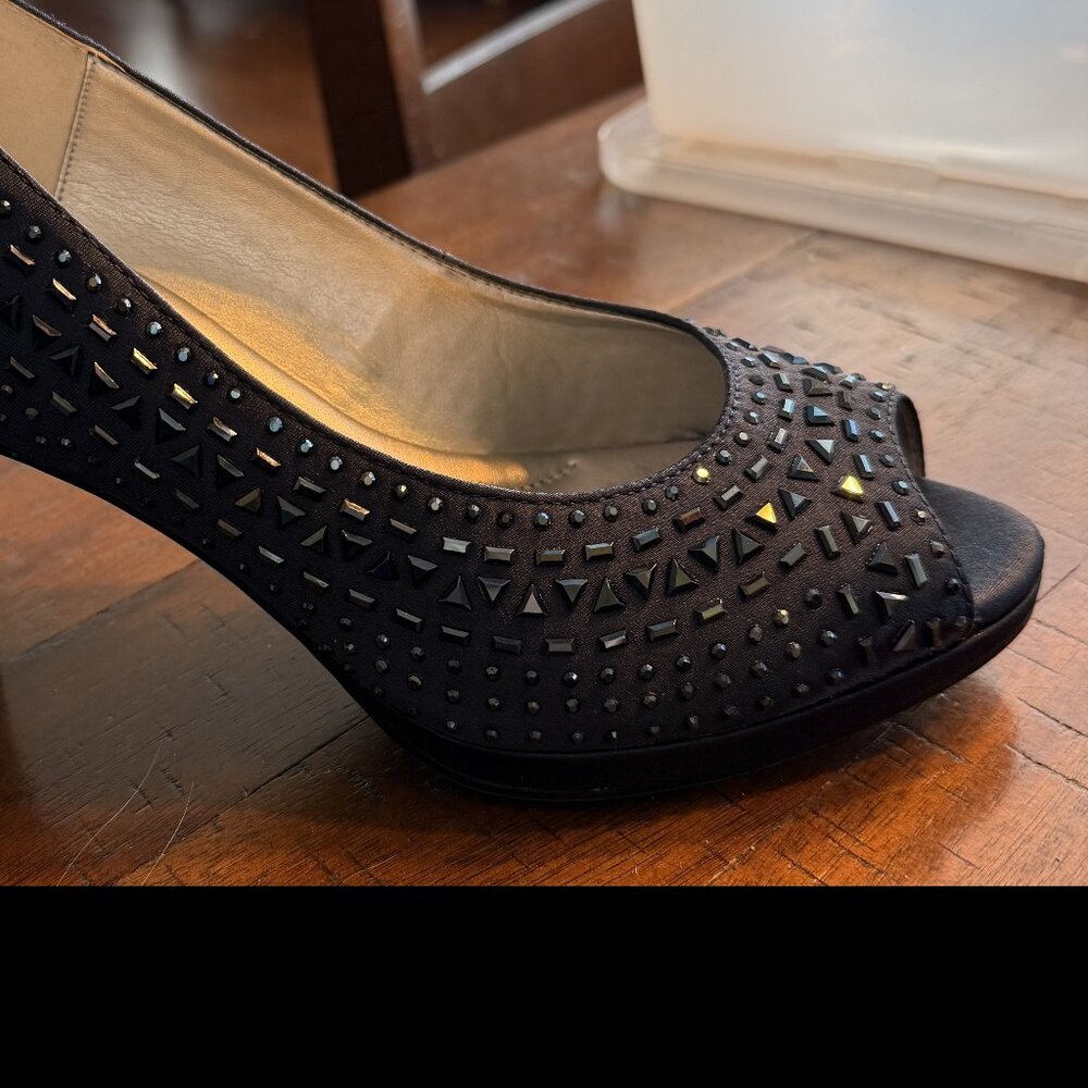 Kelly & Katie Pumps-Size 10